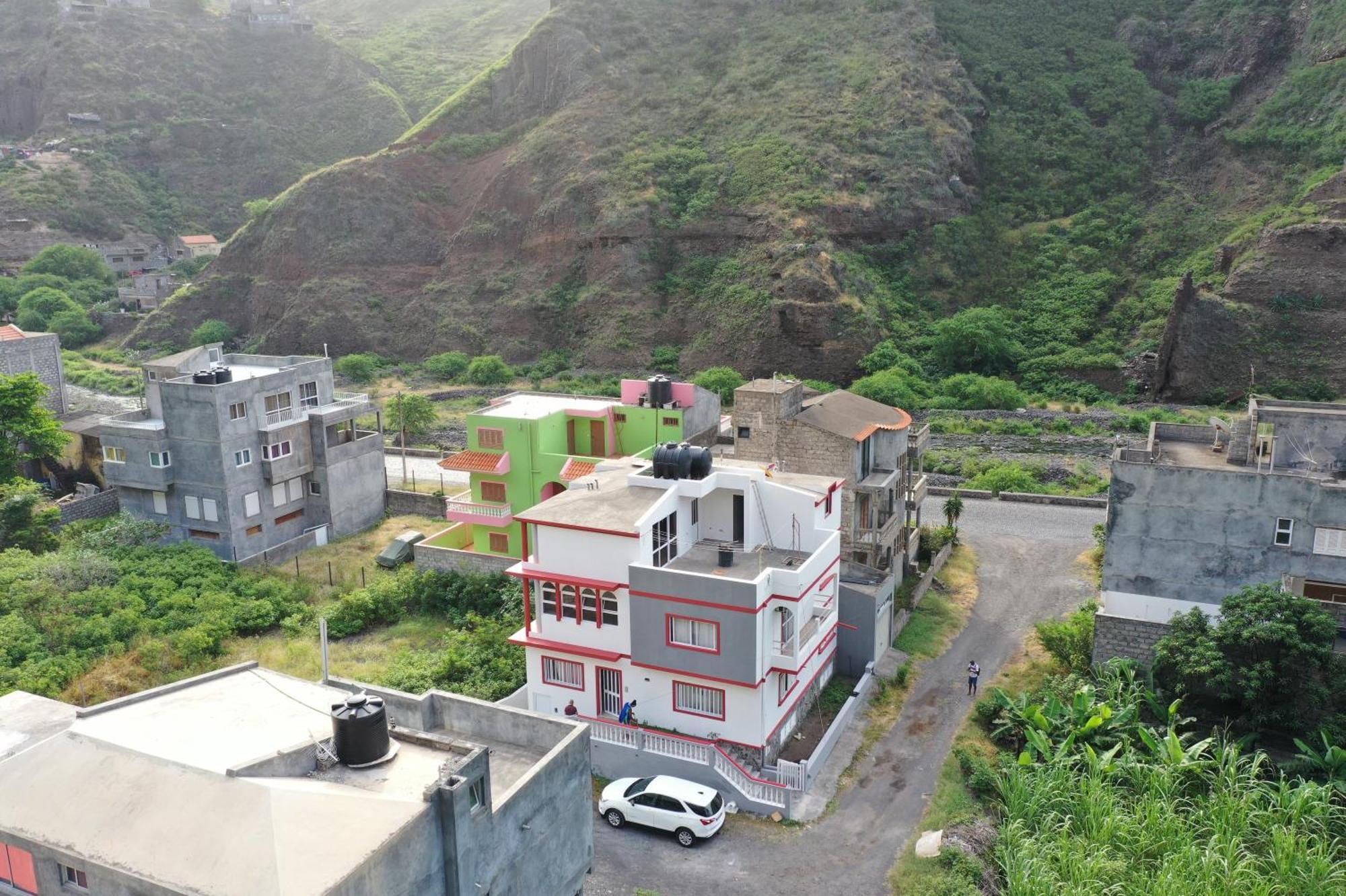 Fadias Quartos - Homestay