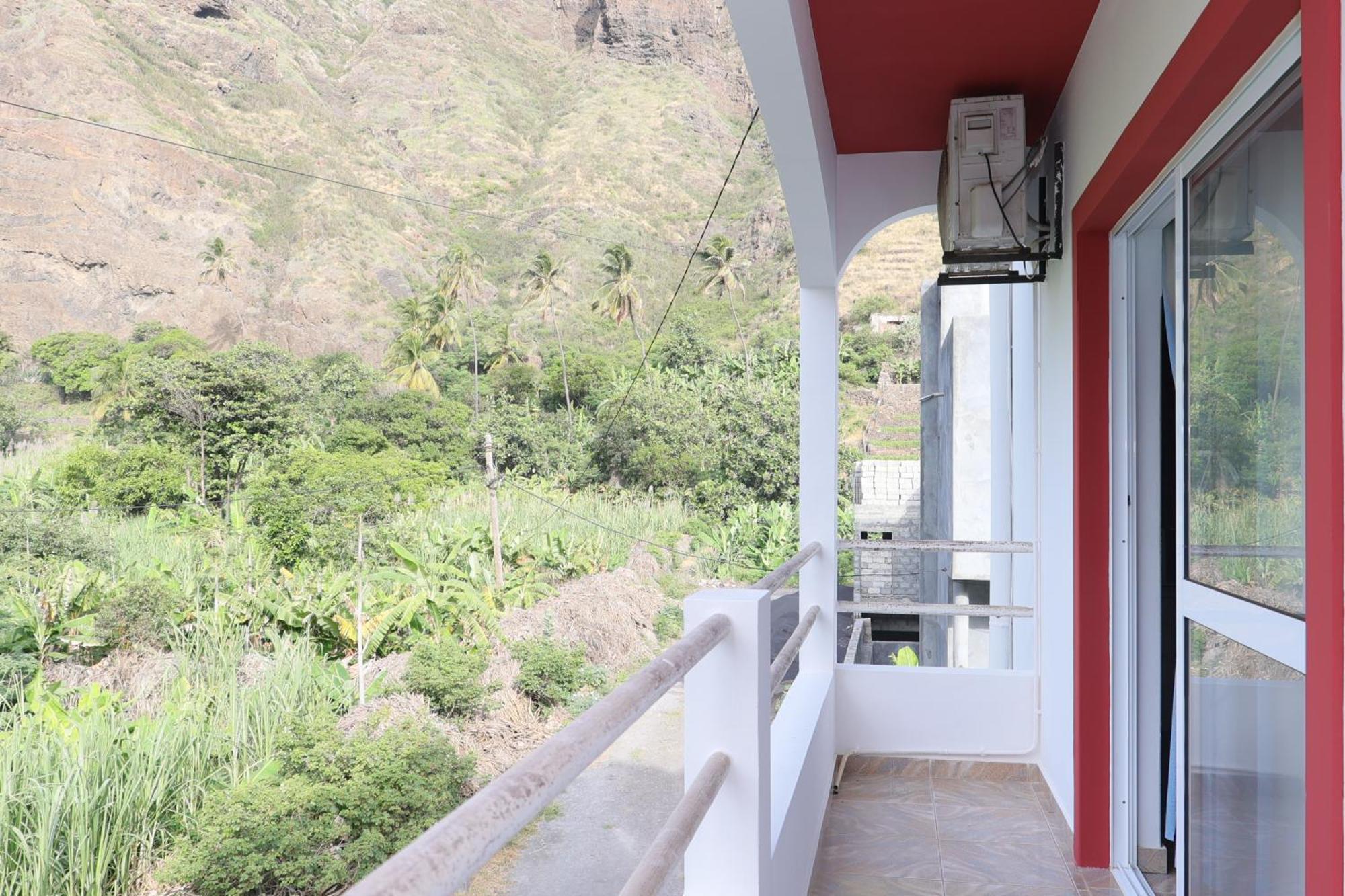 Fadias Quartos - * Ribeira Grande